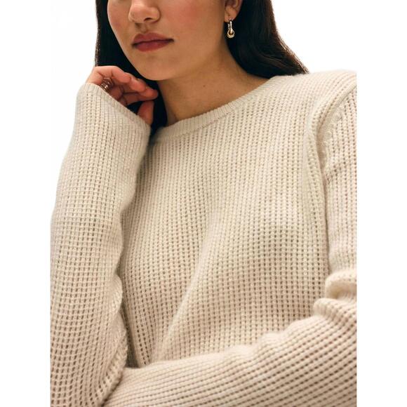 NEW WHITE + WARREN cashmere waffle mesh crew sweater in natural heather - Picture 4 of 4